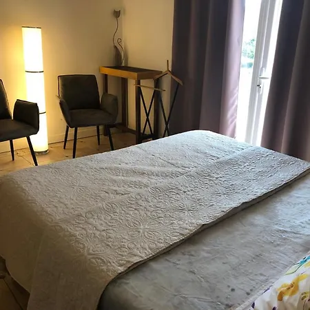 فندق مبيت وإفطار Le Nid Des Corbieres 3*