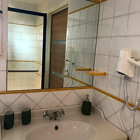 فندق مبيت وإفطار Le Nid Des Corbieres 3*